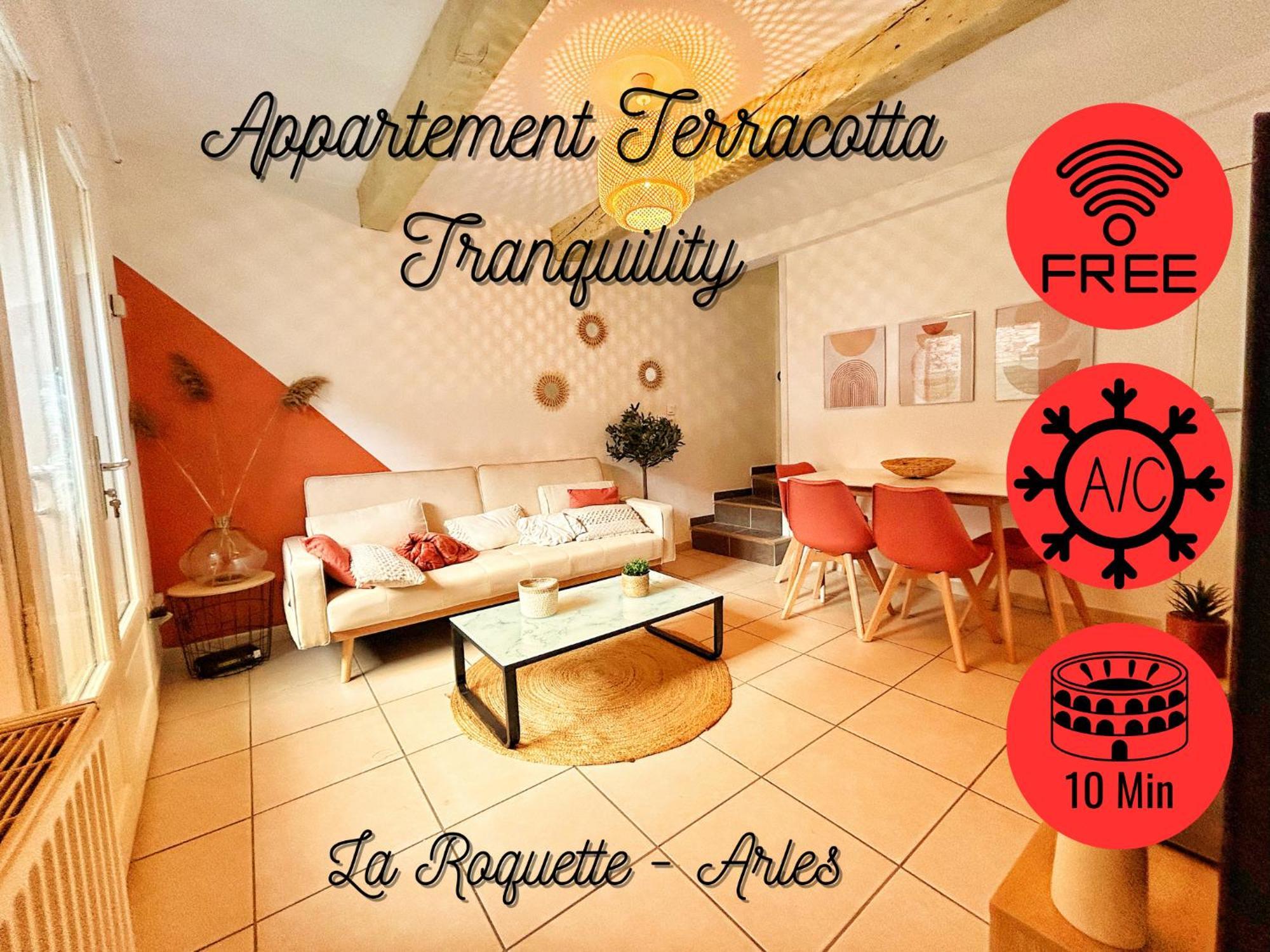 Terracotta Tranquility Apartment อาร์ลส์ ภายนอก รูปภาพ
